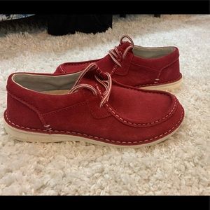 Birkenstock loafers, red! Lace-up